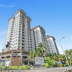 Apartment 1 Bedroom Apartment, Melaka Cbd Town Center- Hosted By Private Locals Resident, Balcony With City Skyline View Or Seaview, Opposite Malls, Tv Box, 5 Minutes To Jonker Street,, Malacca